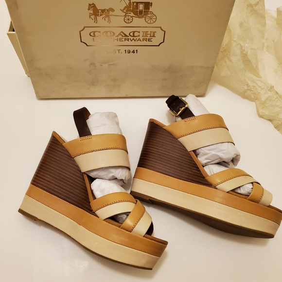 Coach Ladies shoes, Coach Shoes, Coach Wedges Shoes - Picture 10 of 10